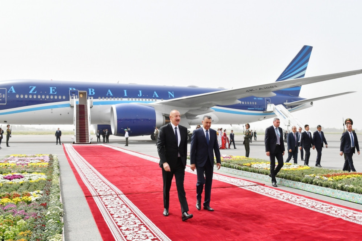 Prezident İlham Əliyev Tacikistana səfərə gedib - FOTO