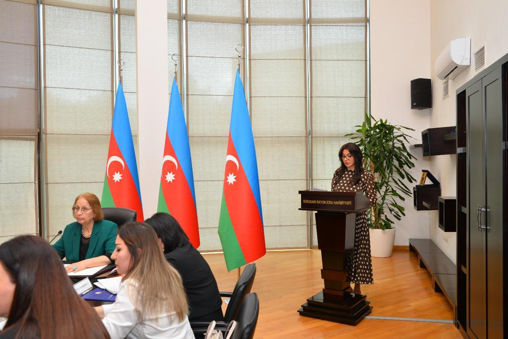 Suraxanıda məişət zorakılığı ilə mübarizəyə dair tədbir keçirilib