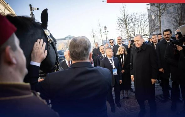 Türkiyə Prezidenti Macarıstanın Baş nazirinə TOGG avtomobili hədiyyə edib