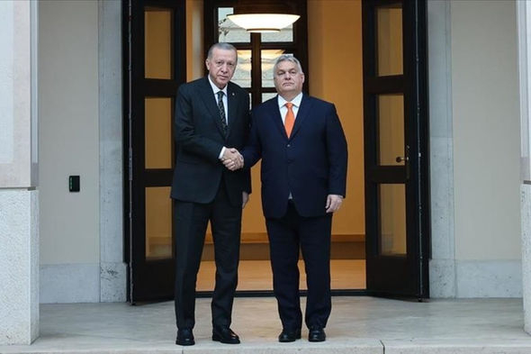 Türkiyə Prezidenti Macarıstanın Baş nazirinə TOGG avtomobili hədiyyə edib