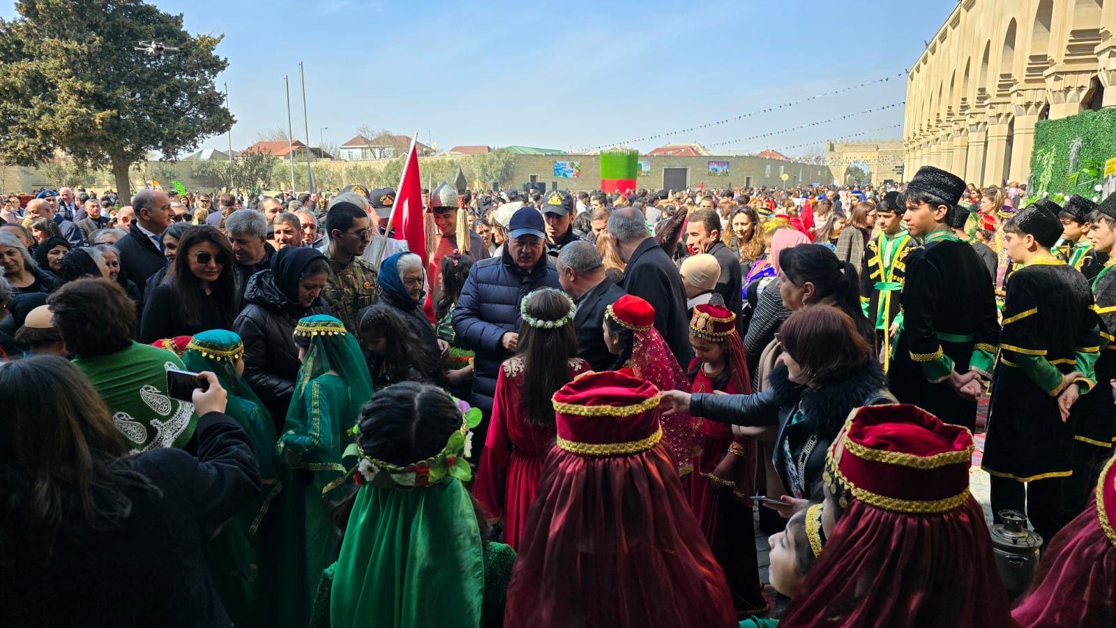 Suraxanıda Novruz bayramı təntənəli qeyd olundu