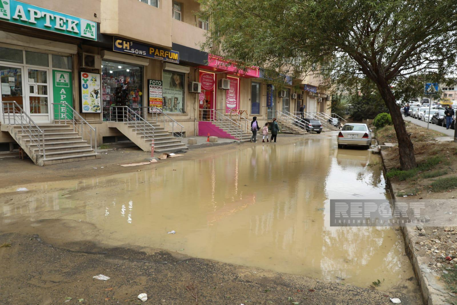 Bakıda qəza baş verən yerdən su tamamilə çəkilib - FOTO