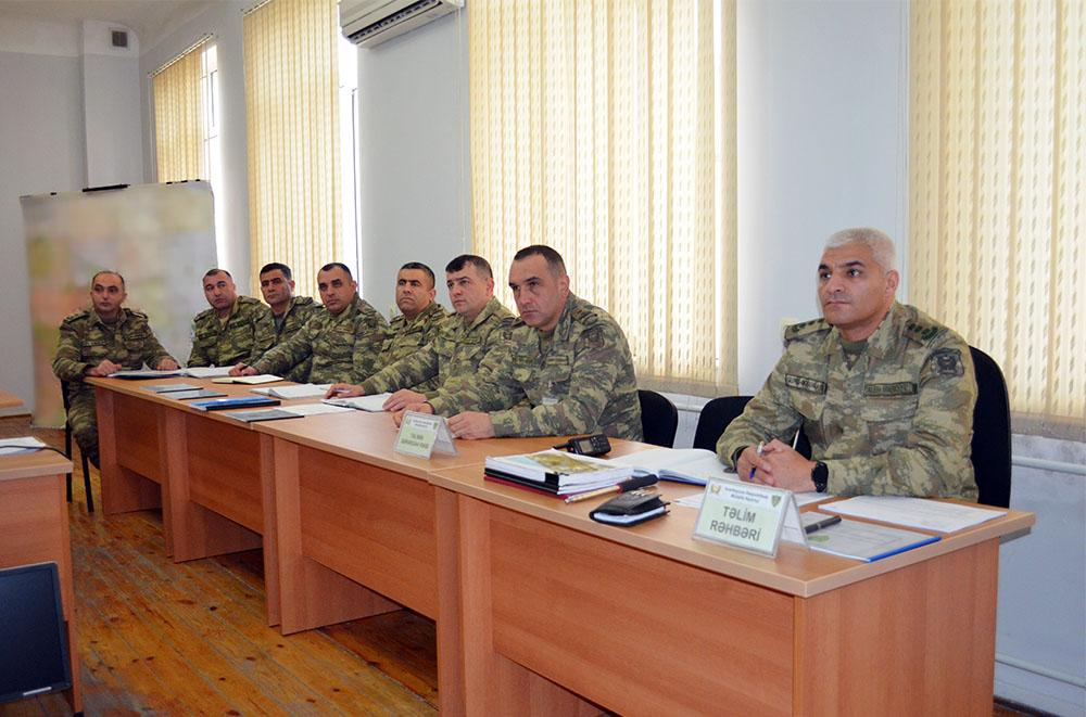 Azərbaycan Ordusunun hərbi hissələrinin komanda-qərargah təlimləri keçirilir