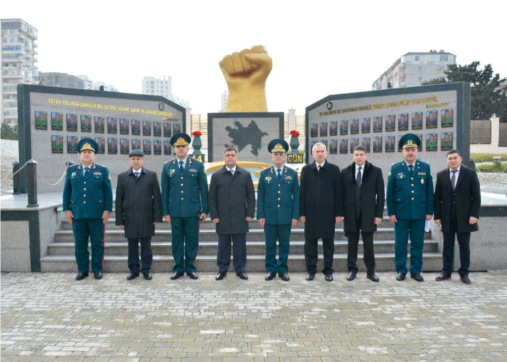 DSX rəisi azad edilən ərazilərdə sərhədlərin müdafiəsi üçün görülən işlər barədə Özbəkistanı məlumatlandırıb