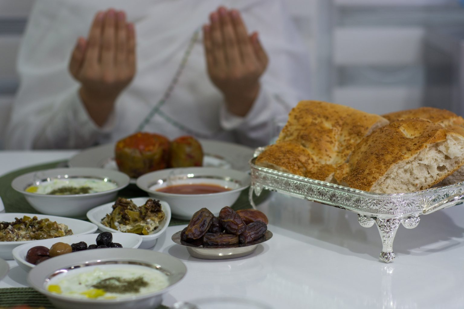 İftar Süfrəsi Necə Hazırlanır?