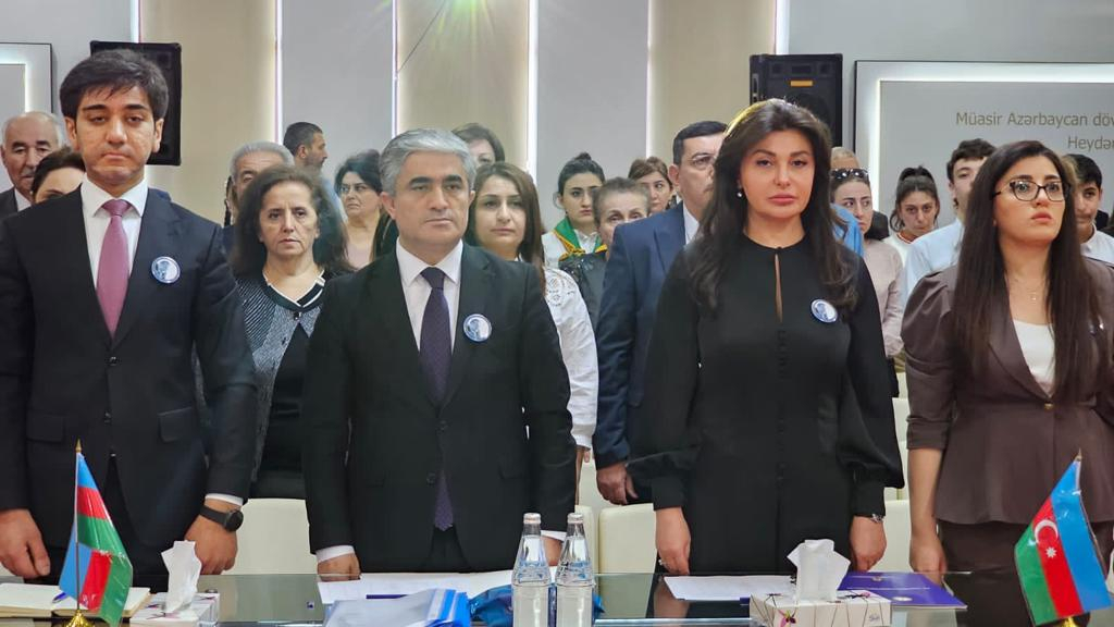Ümummilli Lider Heydər Əliyevin anadan olmasının 100 illik yubileyi münasibətilə elmi-praktik konfrans keçirilib