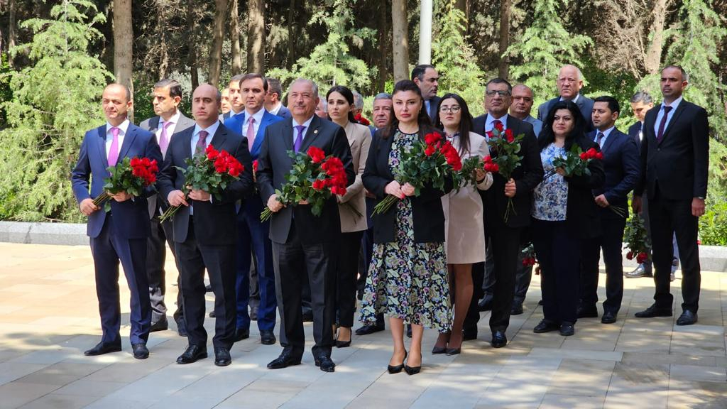 Görkəmli oftalmoloq, alim, akademik Zərifə xanım Əliyevanın xatirəsi yad edilib