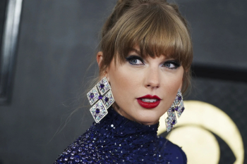 Teylor Svift musiqi mərasimində rekordu qırdı