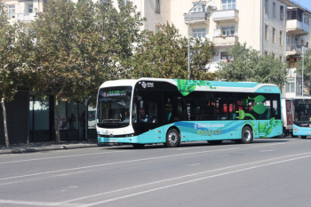 Bakıda ilk elektrik mühərrikli avtobus xəttə buraxılıb