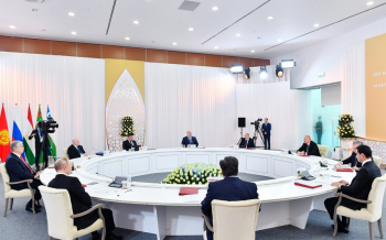 İlham Əliyev: "Fransanın Azərbaycan və Ermənistan arasında münasibətlərə heç bir aidiyyəti yoxdur"