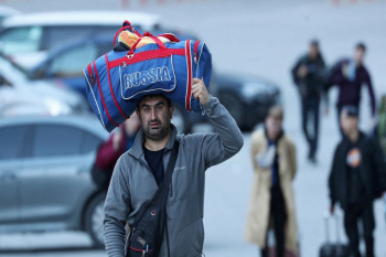 Rusiya vətəndaşları Gürcüstanı tərk etməyə başlayıb