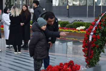 “Ana harayı” abidəsinin yerləşdiyi parkda hazırlıq işləri yekunlaşıb