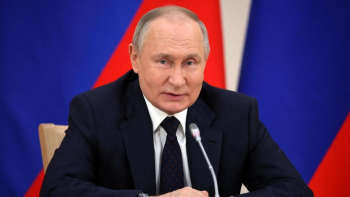 Vladimir Putin prezident seçkisində qalib gəldi