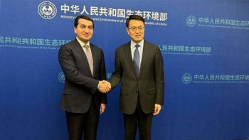 Hikmət Hacıyev Çinin ekologiya və ətraf mühit nazirinin müavini ilə görüşdü