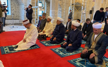 TDT-nin müsəlman dini liderləri Yuxarı Gövhər Ağa məscidində birgə namaz qılıblar