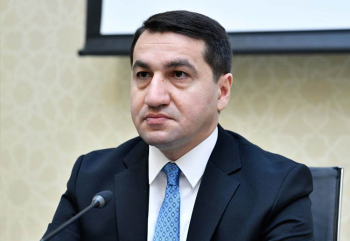 Hikmət Hacıyev Rusiya sülhməramlılarının ölkəmizdən çıxarılmasını şərh etdi