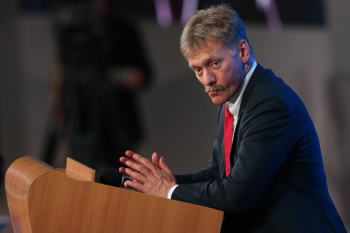 Peskov: “ABŞ Rusiya əmlakının müsadirə edilməsi qərarına görə cavab verəcək”