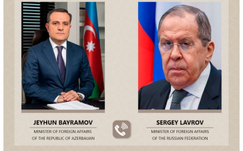 Ceyhun Bayramov və Sergey Lavrov arasında telefon danışığı olub