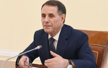 Keçmiş baş nazir vəzifəsindən azad edildi