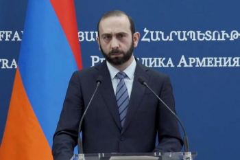 Mirzoyan delimitasiya əleyhinə aksiyalarda iştirak edən diplomatları fərari adlandırdı