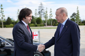 Ərdoğan İrakli Kobaxidze ilə görüşüb
