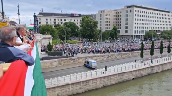 Budapeştdə “Sülh Yürüşü” keçirilir