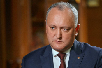 Dodon: Sandunun addımları Moldovanı müharibəyə aparır