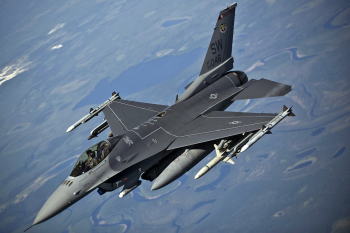 Zelenski: Yaxın zamanda Ukraynaya F-16 təyyarələri gətiriləcək