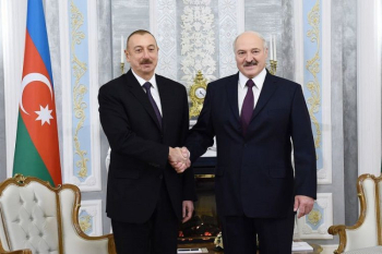 Azərbaycan Prezidenti Aleksandr Lukaşenkonu təbrik edib