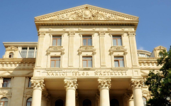 Diplomatik xidmət orqanları əməkdaşlarına rütbələr verilib