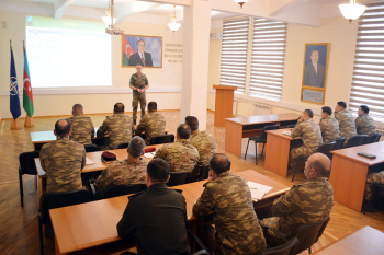 NATO Azərbaycan Ordusunun hərbçiləri üçün təlim kursu keçirir - FOTO