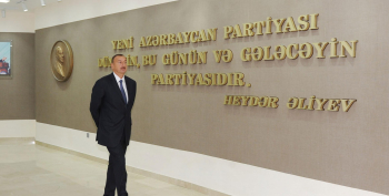 Yeni Azərbaycan Partiyasının yaradılmasından 30 il ötür