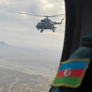 Qaraheybətdə helikopter qəzasından 1 il ötür