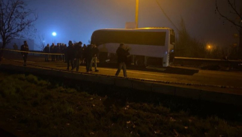 Türkiyədə avtomobilin partladılması nəticəsində 8 polis əməkdaşı yaralanıb