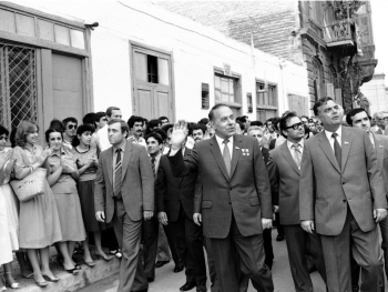 Xalqımızın böyük və müdrik oğlu Heydər Əliyevin səyləri nəticəsində müstəqilliyimizi qoruyub saxlaya bildik