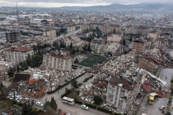 Türkiyədə zəlzələnin 278-ci saatında bir nəfər dağıntılar altından sağ çıxarılıb