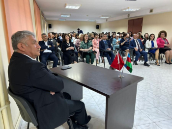 Əməkdar mədəniyyət işçisi, tanınmış şair Qəşəm Nəcəfzadə ilə görüş olub