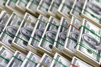 Azərbaycanda banklar dollar alışını kəskin azaldıb