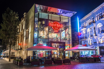 Bakıda məşhur restoran bağlandı